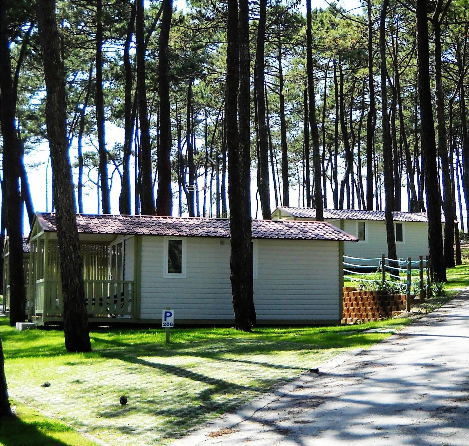 Orbitur Valado Bungalows Caravan Park Hotel Nazaré Kültér fotó