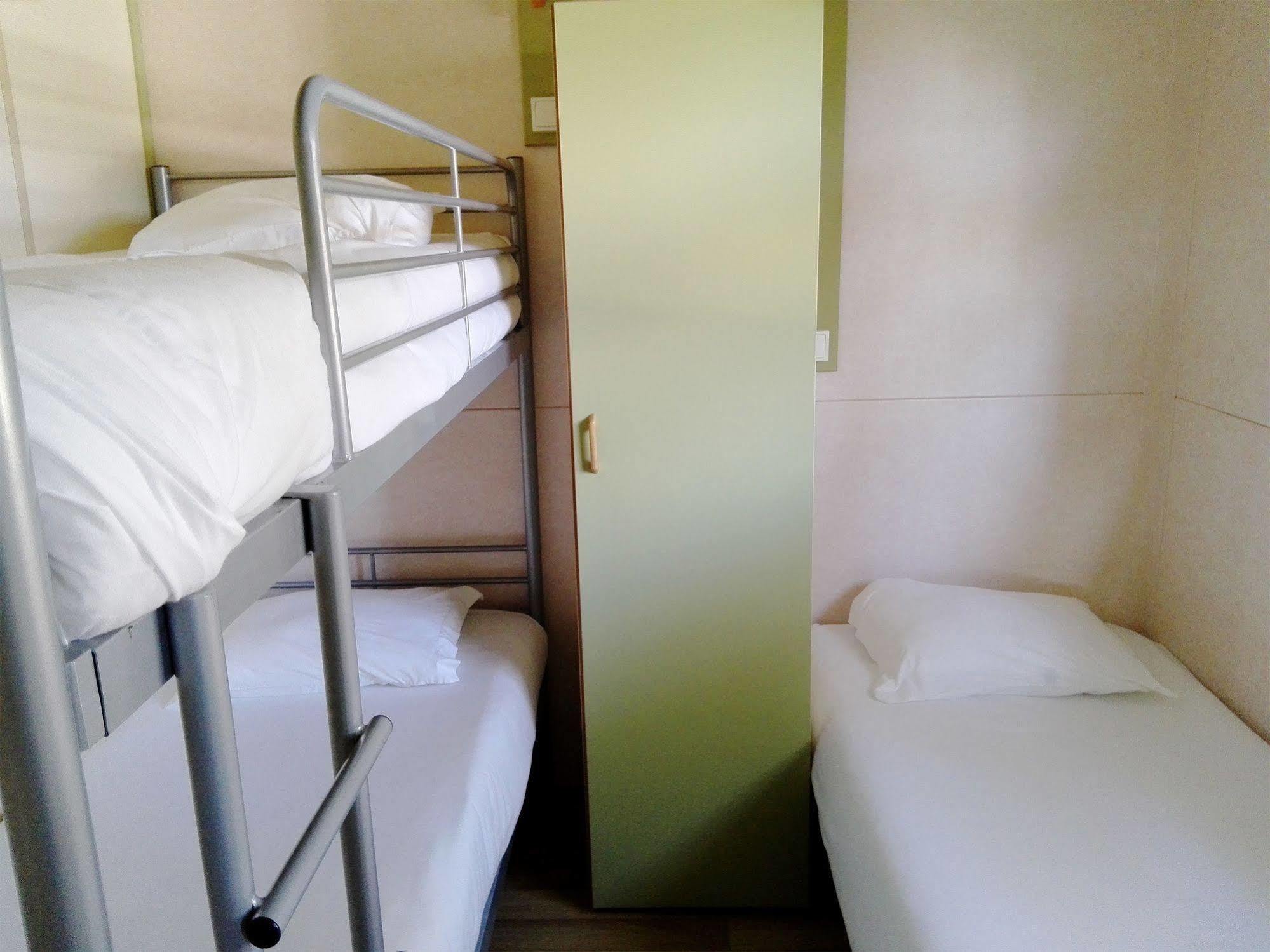 Orbitur Valado Bungalows Caravan Park Hotel Nazaré Kültér fotó